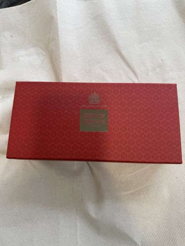 MOLTON BROWN London Festive Bauble Trio Gift Set (3 x 75ml) - NEW - Picture 3 of 3