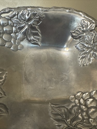 Arthur Court Grapes & Leaves Salad Bowl 2001 Aluminum - Picture 4 of 7