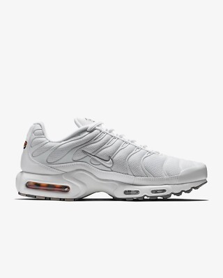 【おかゆ】Nike Air Max Plus ホワイト Nike Air Max Plus White New Men's Sneakers Size 8.5 US