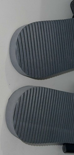 Pinook Massage Shoes Medium - Picture 2 of 3
