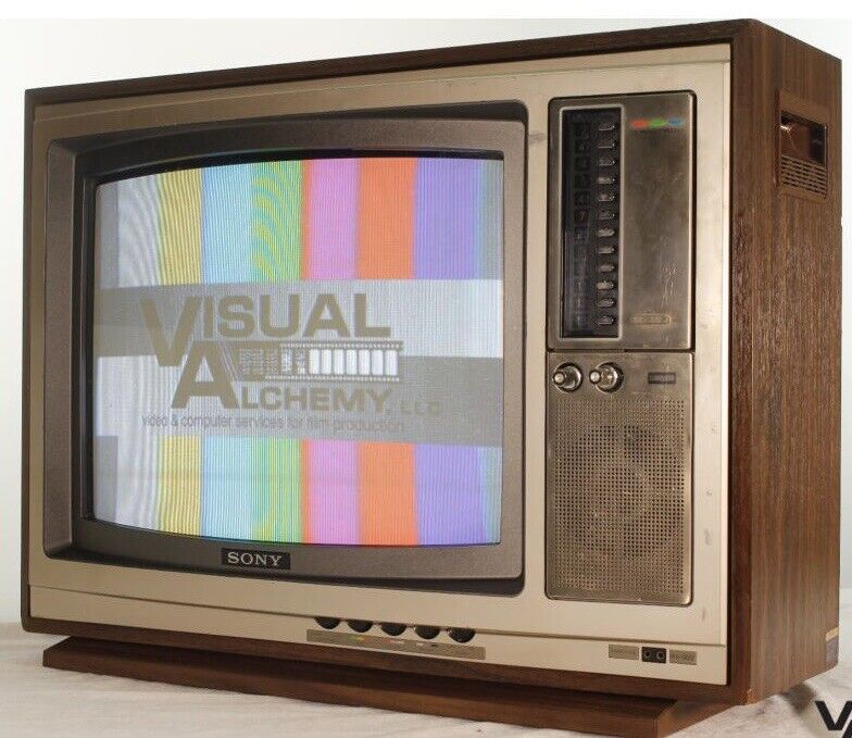Vintage 1978 Sony Trinitron Color TV KV-1922 with original Vintage 1978 Sony Trinitron Color TV KV-1922 with original