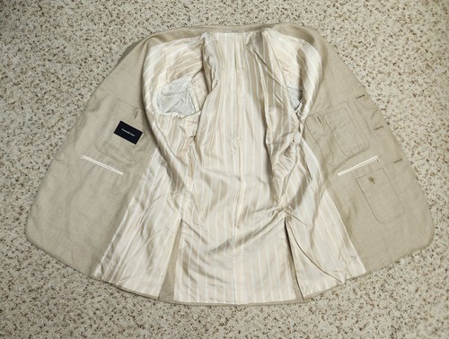 Zegna sport coat 40R beige herringbone Italy - Picture 7 of 11