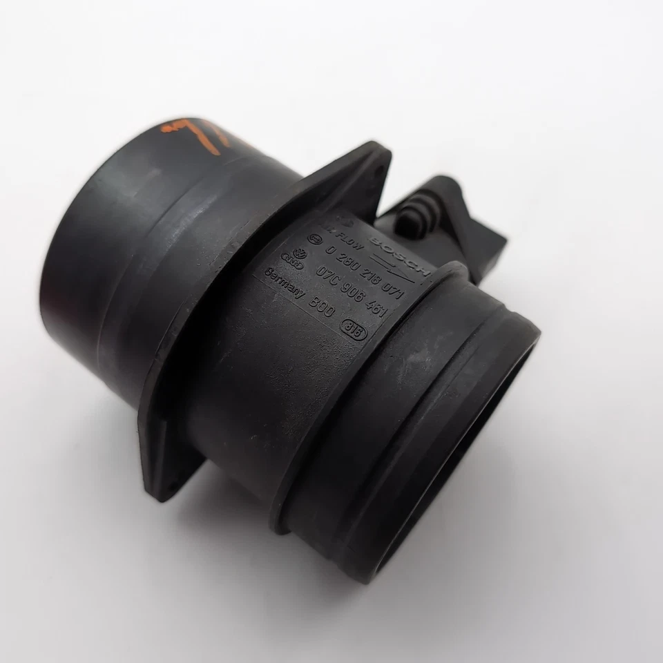 Volkswagen Beetle Jetta 2006-2010 MAF medidor de flujo de aire de masa sensor OEM 07C906461 Foto 4 de 4
