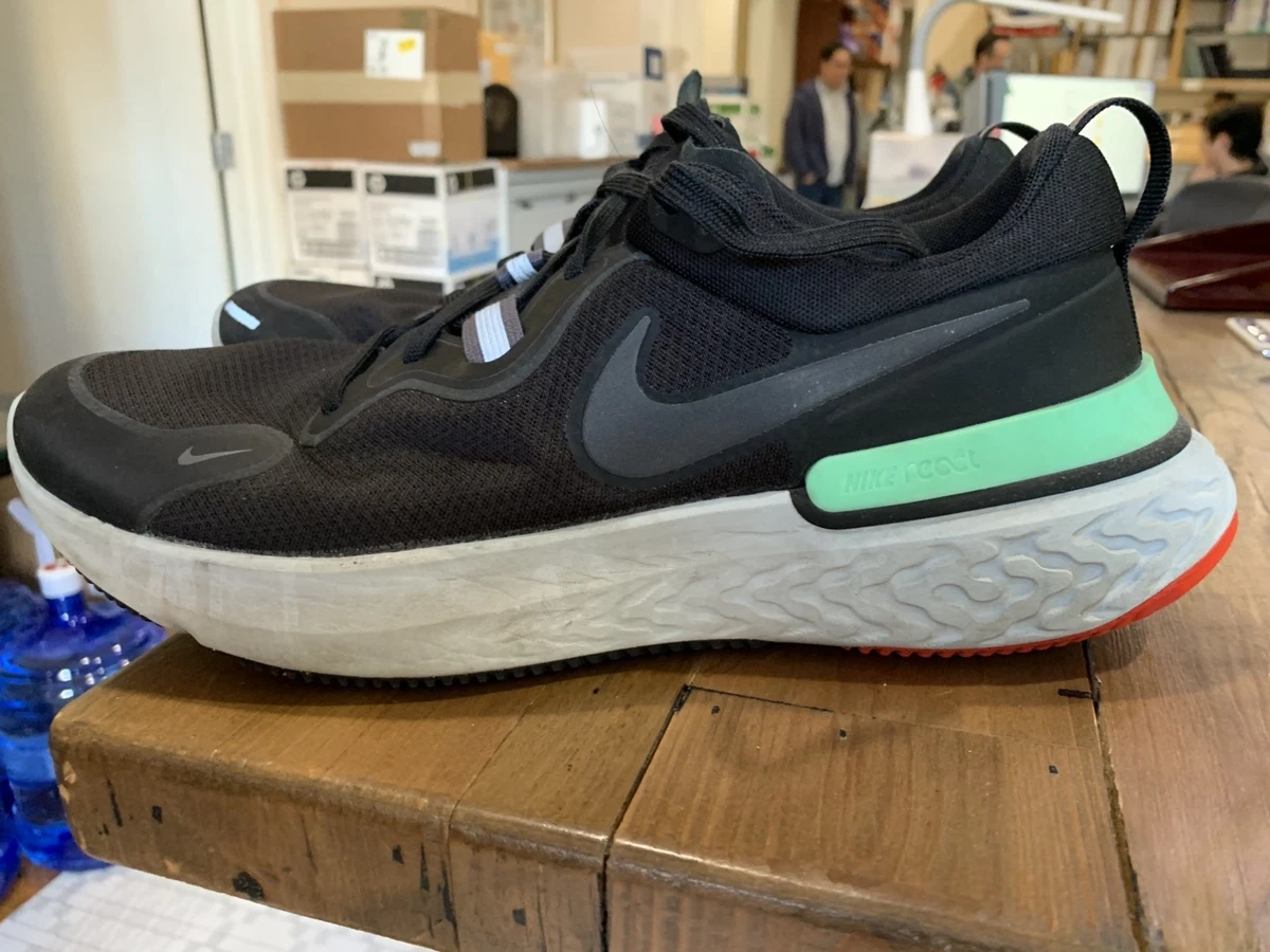Nike React Miler Black Green Glow | eBay display picture 1