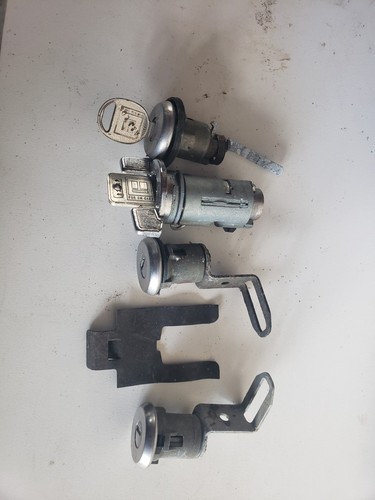 1970 to 81 Door And Trunk Lock,ignition And Glove Box Set With Keys