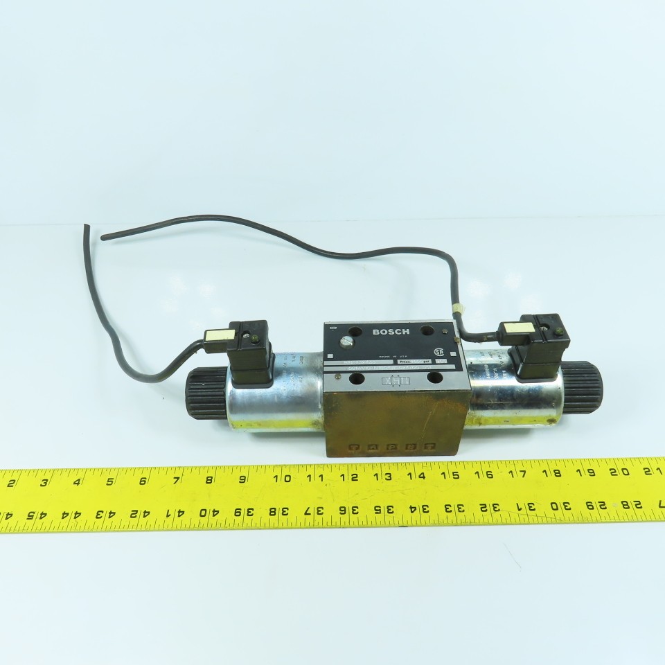 Bosch 081WV10P1V1004WS024/00 D51 Double Solenoid Directional Control Valve 24VDC
