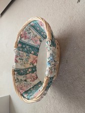 Vintage Sewing Basket Floral Parrern Pattern