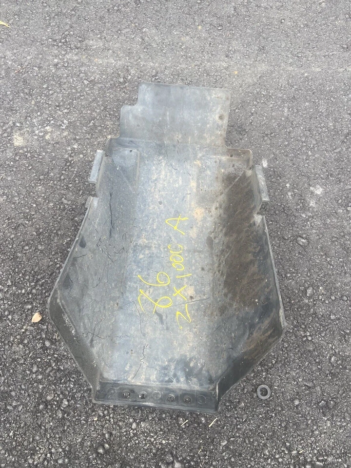 川崎 Ninja 1000R ZX1000A 1986 电池托盘 底部子框架 原始设备制造商 32097-1116 — 第 2/2 张图片