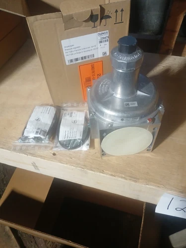 NEW DUNGS 230475 PRESSURE TRANSMITTER REGULATOR