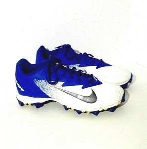 girls cleats