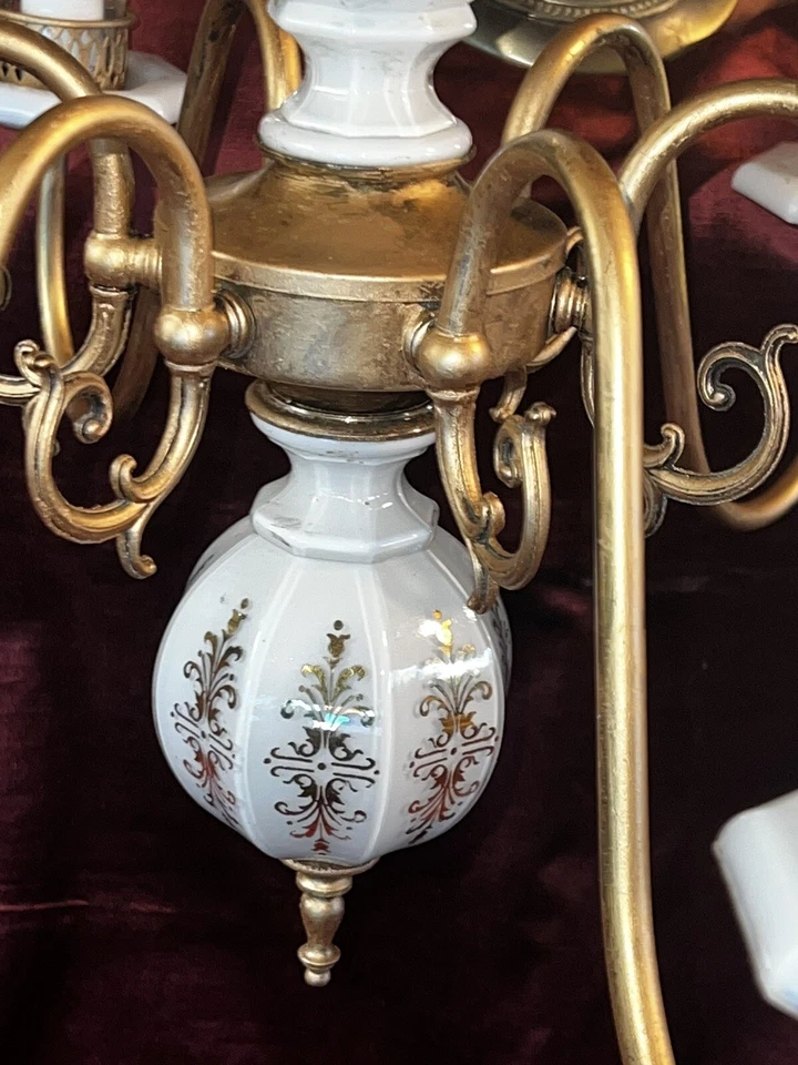 Lámpara de araña de colección VV Vianne Francia oro en relieve y blanco 6 velas con tonos! RARA Foto 2 de 4