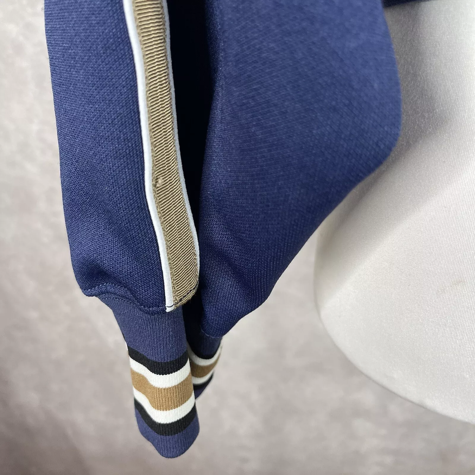 aritzia rocket crop track jacket