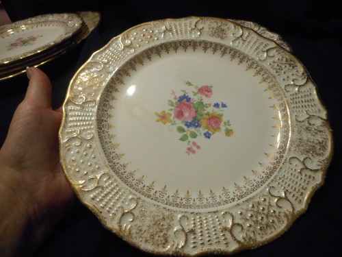 Vintage Washington Colonial China Set of 3 Dinner Plates - 10" Wide - Afbeelding 3 van 4