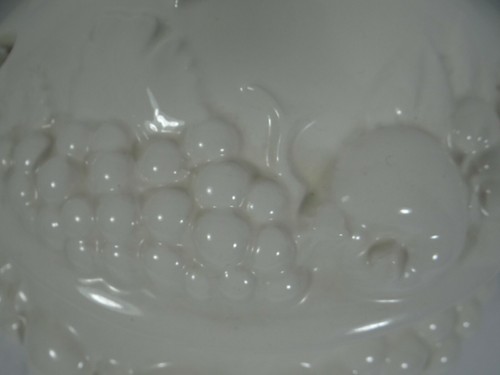 Signature Japan Soup Tureen 4 pc Set Underplate Ladle Lid White Embossed Fruit - Picture 3 of 12