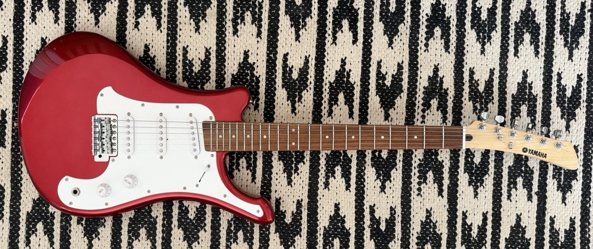 Near Mint Yamaha EGV103C Flying Samurai Electric Guitar W/ Soft