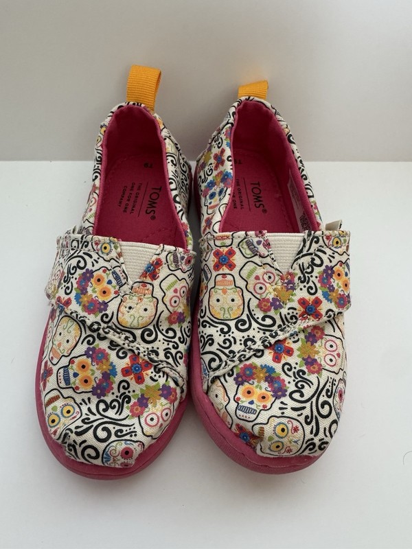TOMS kids shoes T9 Dia de los Muertos Sugarskull EUC