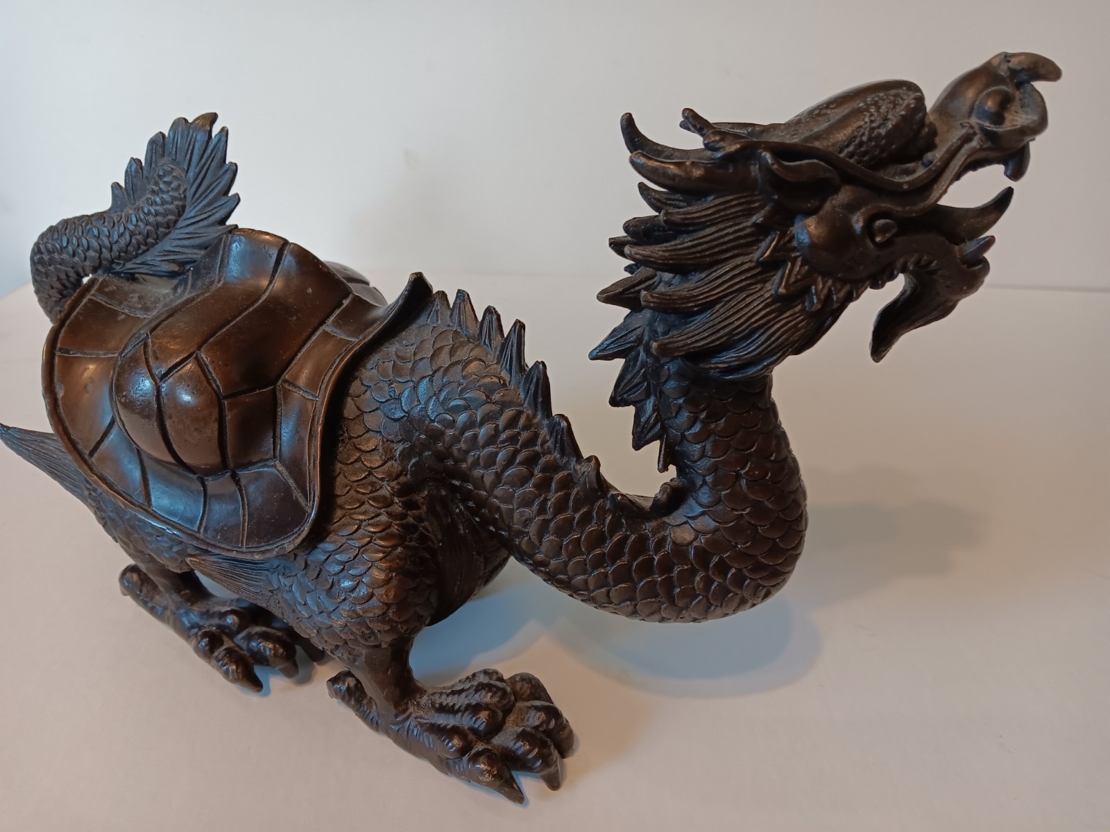 8 Old Chinese Dynasty Bronze Fengshui Dragon turtle Tortoise Animal Statue