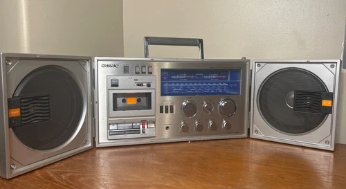 Sony cfs-88  huge vintage foldable magic boombox radio and aux stereo