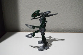 LEGO BIONICLE: Toa Hordika Matau (8740)