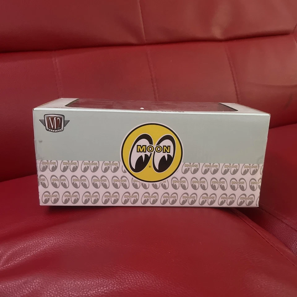 M2 Machines 1/24 Moon Equipped 1958 Chevrolet Apache Cameo Chase Gold 1/750 HTF - Imagem 4 de 4