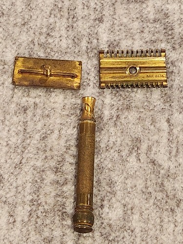 Gillette Gold Toned Double Razor Blade Vintage Unknown Age 3 Piece - Picture 3 of 8