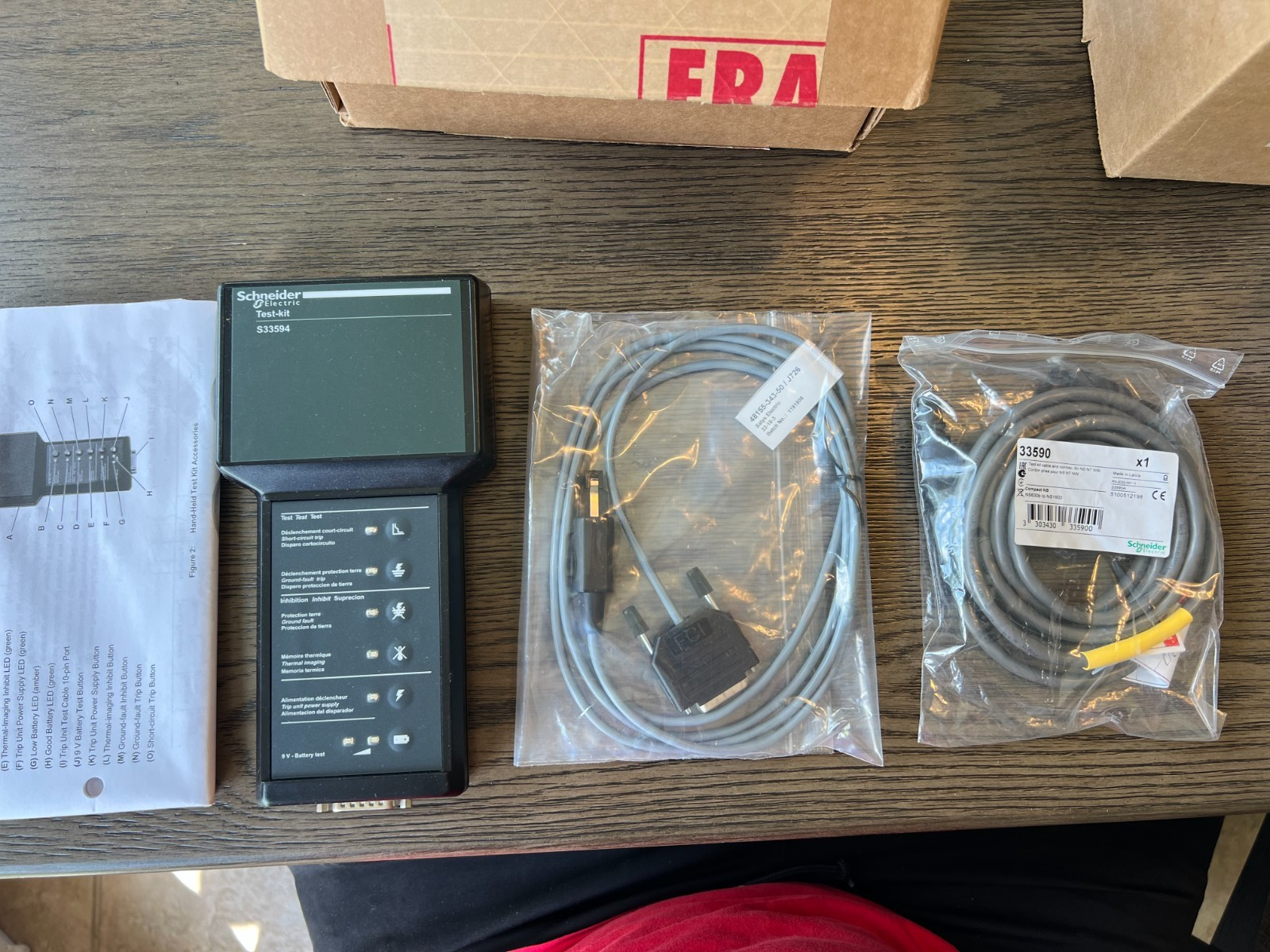 SCHNEIDER ELECTRIC Hand-Held Test Kit S33594 NEW