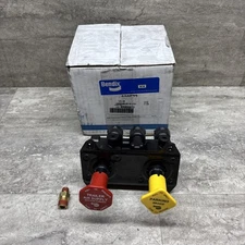 Bendix 800573 BX800573 Air Brake Manifold Control Dash Valve, New