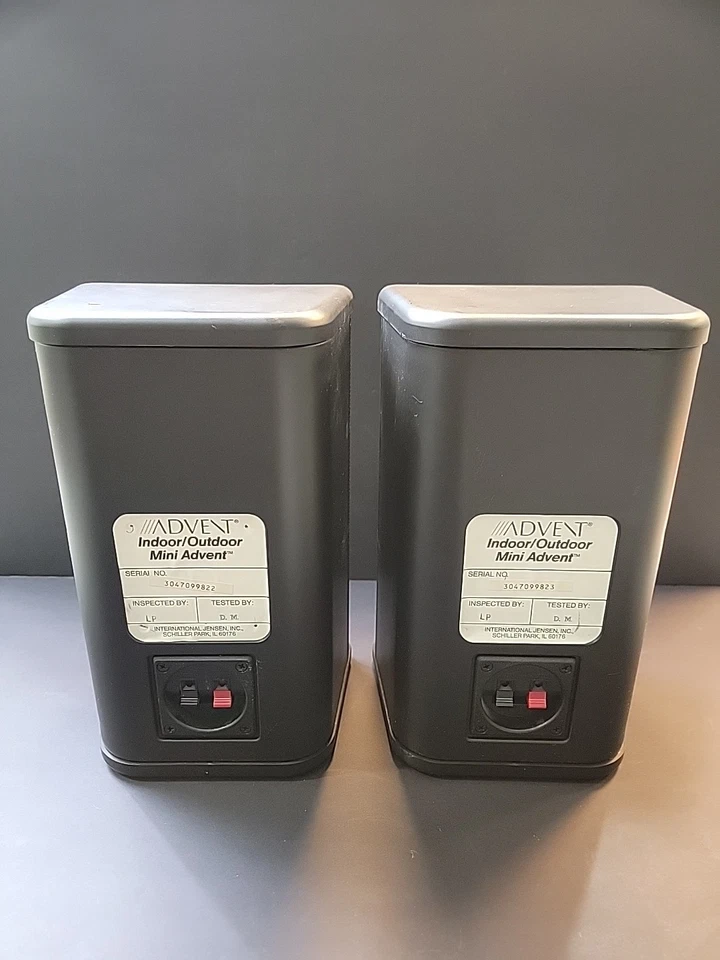 Vintage Mini Advent Bookshelf Indoor Outdoor Speakers Pair Tested Working - Image 4 of 4