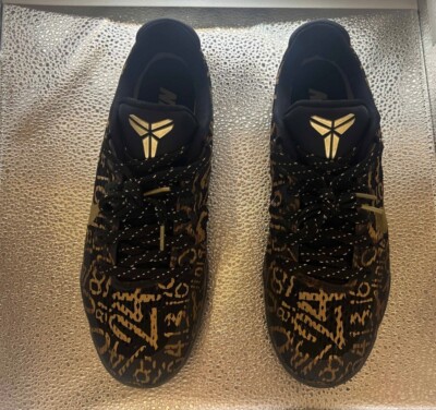 AUTHENTIC NEW W/BOX NIKE KOBE XI 11 ID BLACK-GOLD 