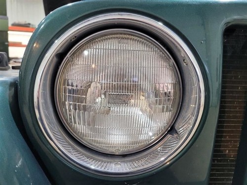2000 Jeep Wrangler Front Right Passenger Sealed Beam Headlight W/Bucket