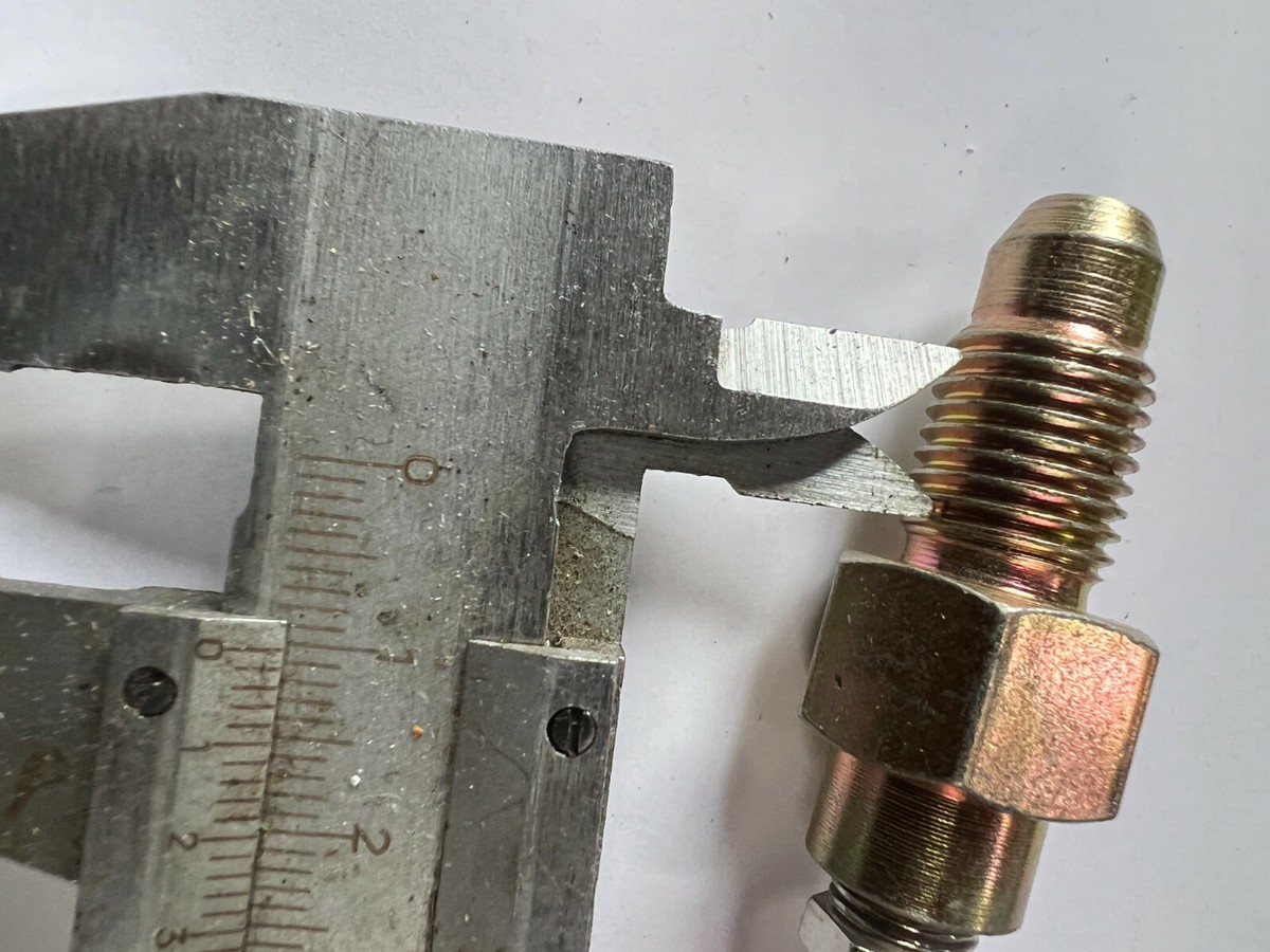 SASAさん専用 15413-01602 Grease Valve FITS Takeuchi,HITACHI EX55 ZAX55