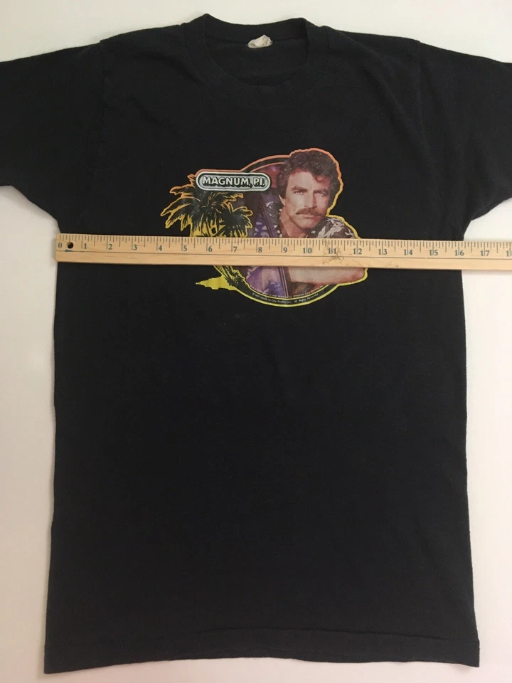 Camiseta De Colección Magnum PI Para Hombres Gráfica Cucaracha Puntada Única EE. UU. Cal Cru 1981 Camiseta Talla M Foto 2 de 4