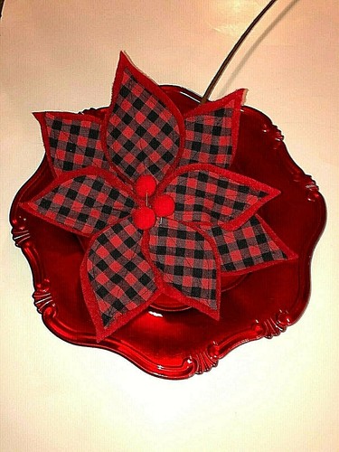 Beautiful Red Plaid Flower - Picture 3 of 5