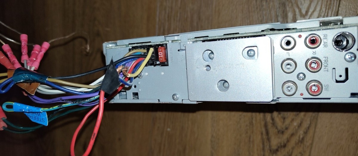 KENWOOD KDC-HD548U CD car radio + Wiring Harness Chevy Ford Truck