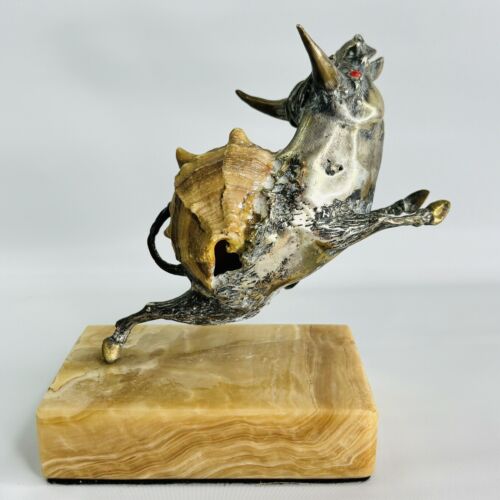Horóscopo Toro Tauro Zodiaco Concha y Coral Plata Esterlina AURELIO TENO De Colección - Imagen 3 de 6