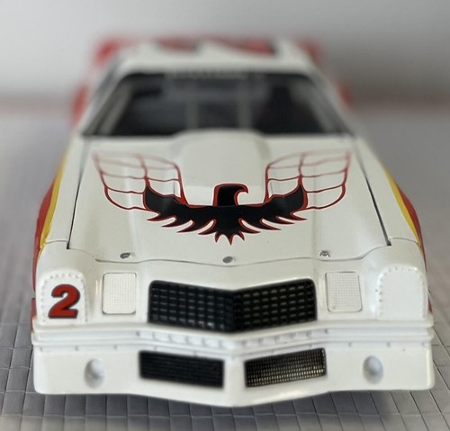 Action Xtreme Series Mark Martin #2 Hartley's 1979 Chevrolet Camaro 1:24 MINT - Picture 7 of 24
