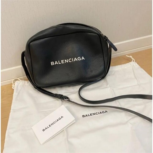 Balenciaga Everyday Camera Bag (489812 