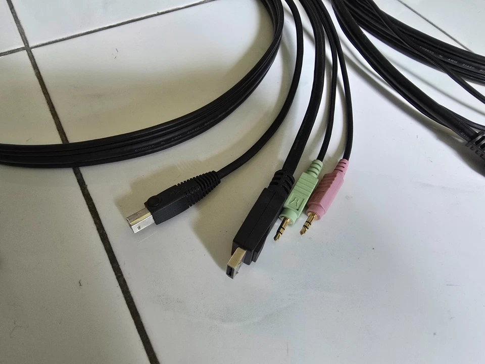 2 x Startech 6 футов 4-в-1 USB дисплейпорт KVM переключатель кабель с аудио и микрофоном - Изображение 3 из 4