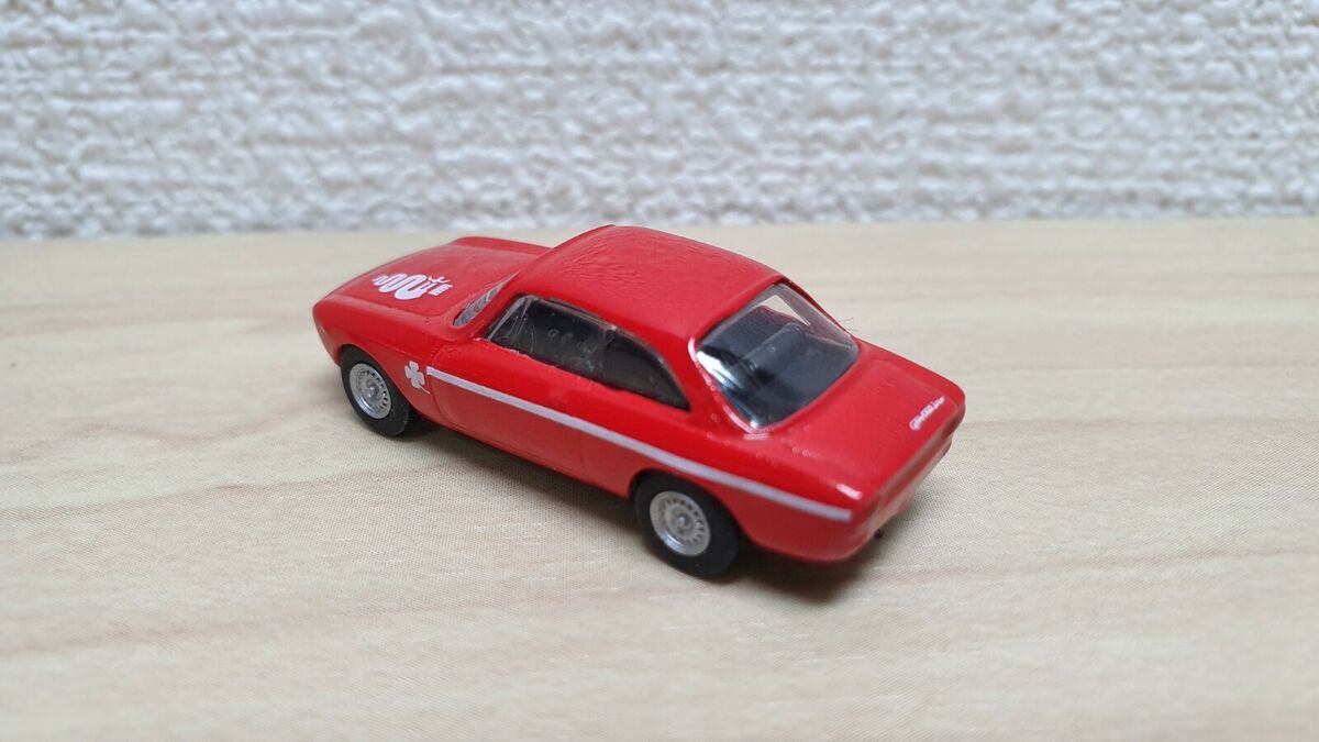 1/100 Kyosho ALFA ROMEO GIULIA GTA 1300 JUNIOR RED diecast 1/100 Kyosho ALFA ROMEO GIULIA GTA 1300 JUNIOR RED diecast