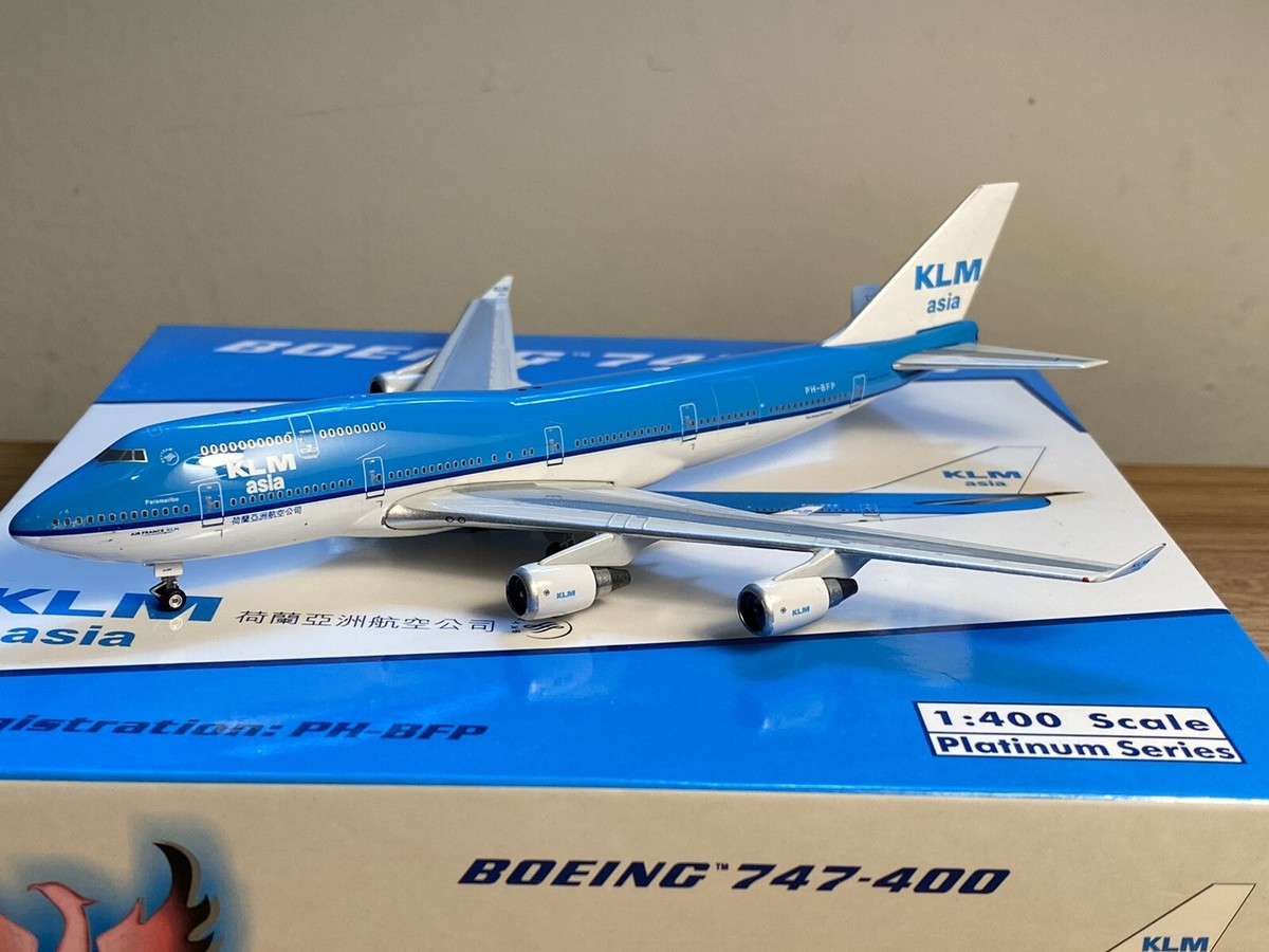 phoenix フェニックスKLMオランダ航空　B747 1/300ダイキャスト 1:400 Phoenix KLM BOEING B747-200 Airplane Diecast Aircraft