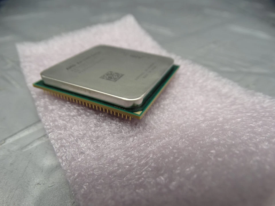 Procesador CPU AMD A4 serie 6300 AD630B0KA23HL Foto 4 de 4