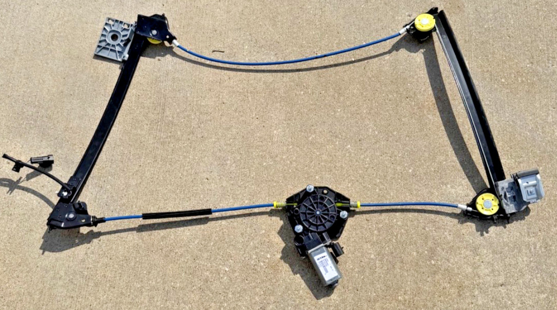 Ferrari 488 2019-2023 Right Window regulator P/N 86266400