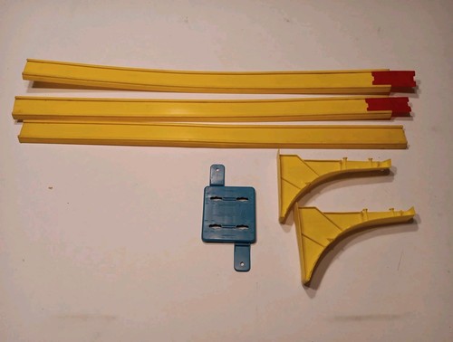 Vintage Matchbox, Superfast, Loop Set And 3 Track Sections As Pictured - Picture 1 of 5