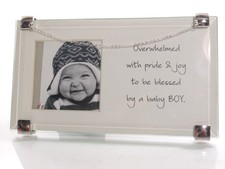PICTURE HOLDER AND CHAIN Crossing Side To Side The FRAME