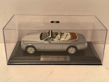 IXO : Rolls Royce Phantom Drophead Coupe: Silver/Grey 1:43 Scale