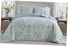 3-Piece Oversized Lightweight Quilt Set in California King 118  x 95    Soft