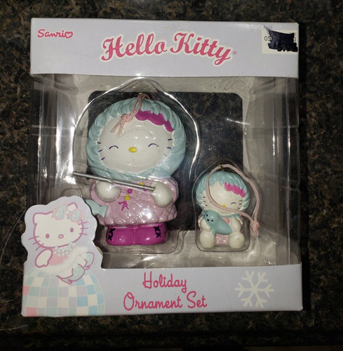 2005 Sanrio Hello Kitty Holiday Ornament Set  - Bild 1 von 3