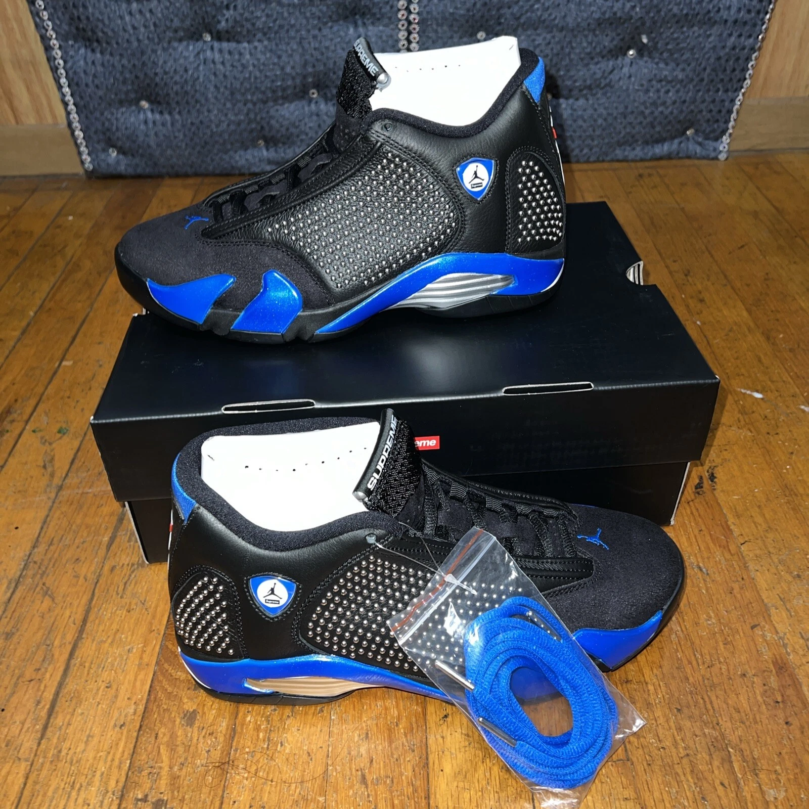 Supreme x Air Jordan 14 noir Varsity Royal / Taille Homme : 8,5 / Neuf