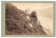 Fotografie Bingen, Blick nach der Burg Rheinstein am Rhein, Bahngleise 