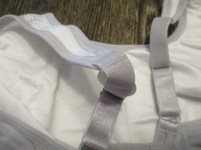 GODDESS STYLE GD5056WHE, SUJETADOR DEPORTIVO, TALLA 40D, NUEVO CON ETIQUETAS Foto 4 de 4